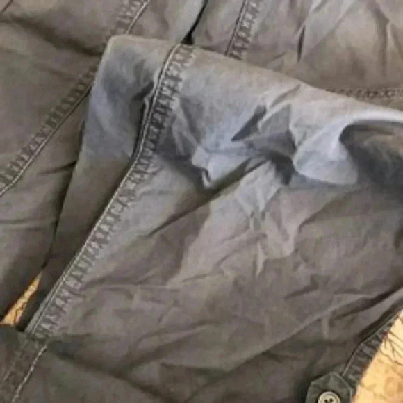 Columbia Gray Cargo Pants - Picture 2 of 4